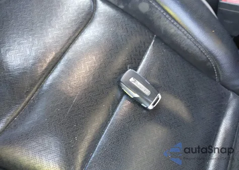 2019 Ram 1500 Laramie 4X4 5'7 Box from USA, damaged, VIN 1C6SRFJT0KN712967